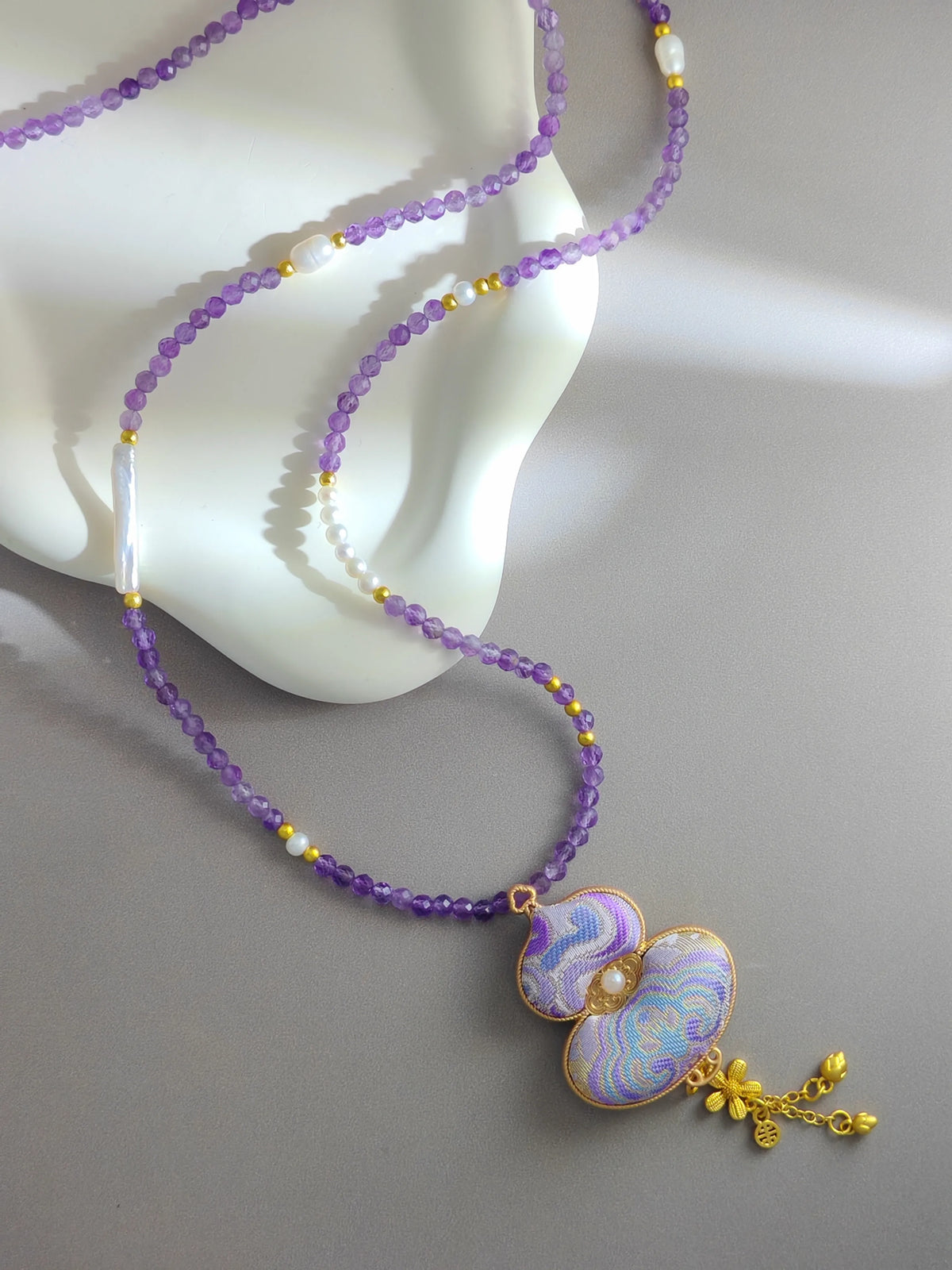 Gourd Pendant Necklace – A Blessing of Fortune and Luck, Handmade with Pearls