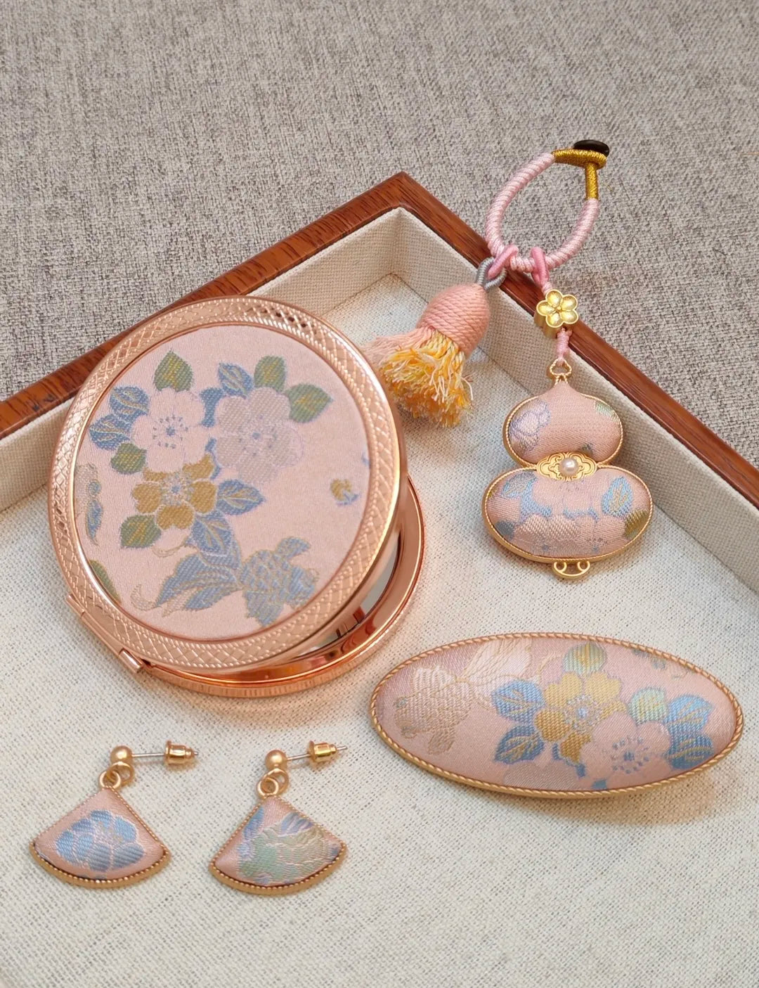 Lucky Gourd Bag Charm – Song Brocade Good Luck Charm